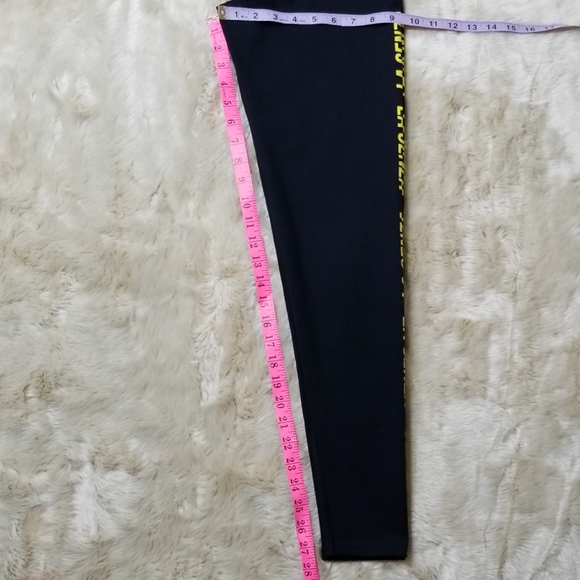 La Senza leggings - Picture 5 of 8
